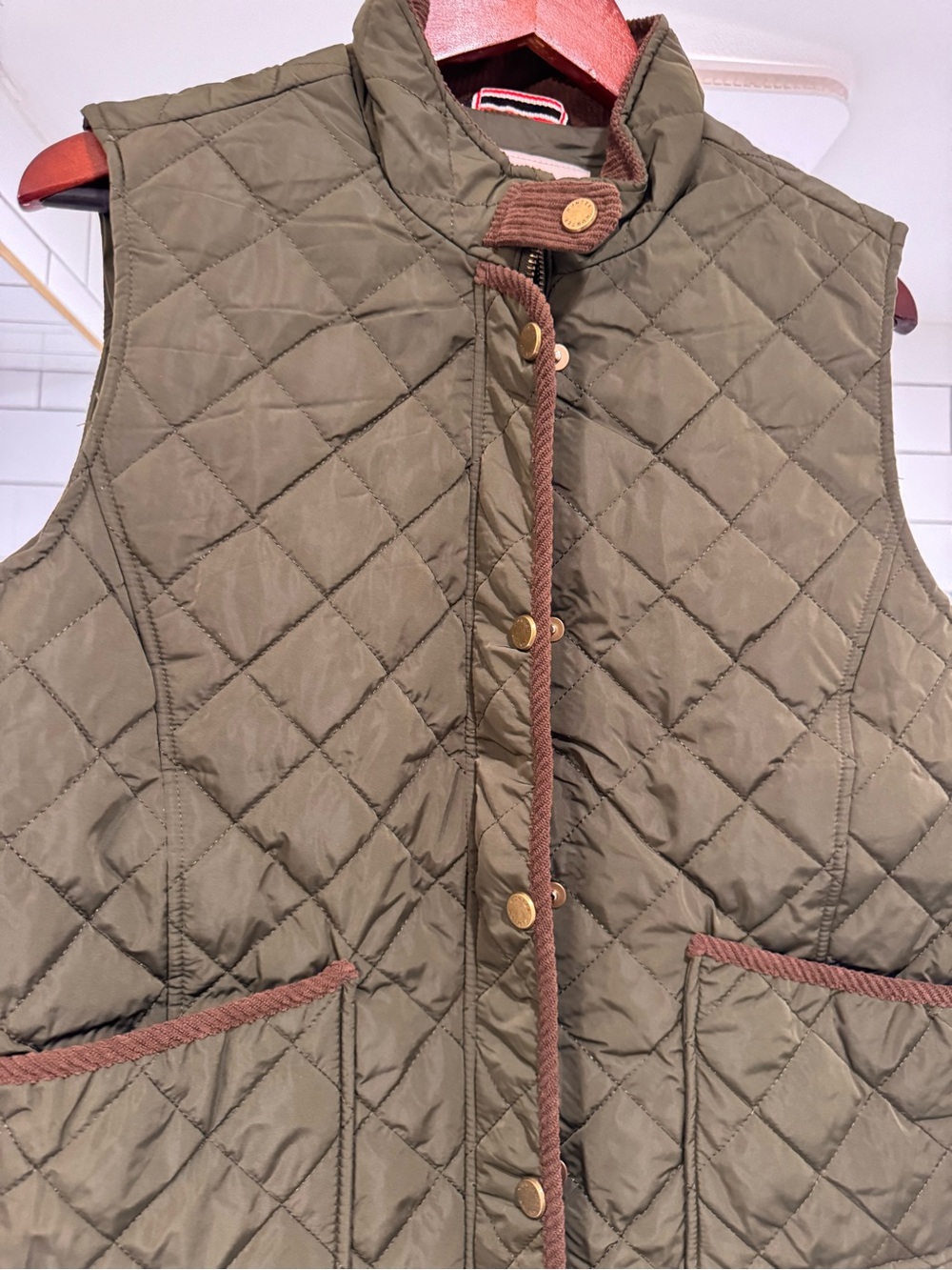 Hunter Olive Green Quilted Vest with Brown Trim